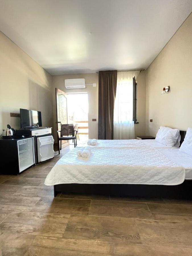 Гостевой Дом Пегас Hotel Pizunda Luaran gambar