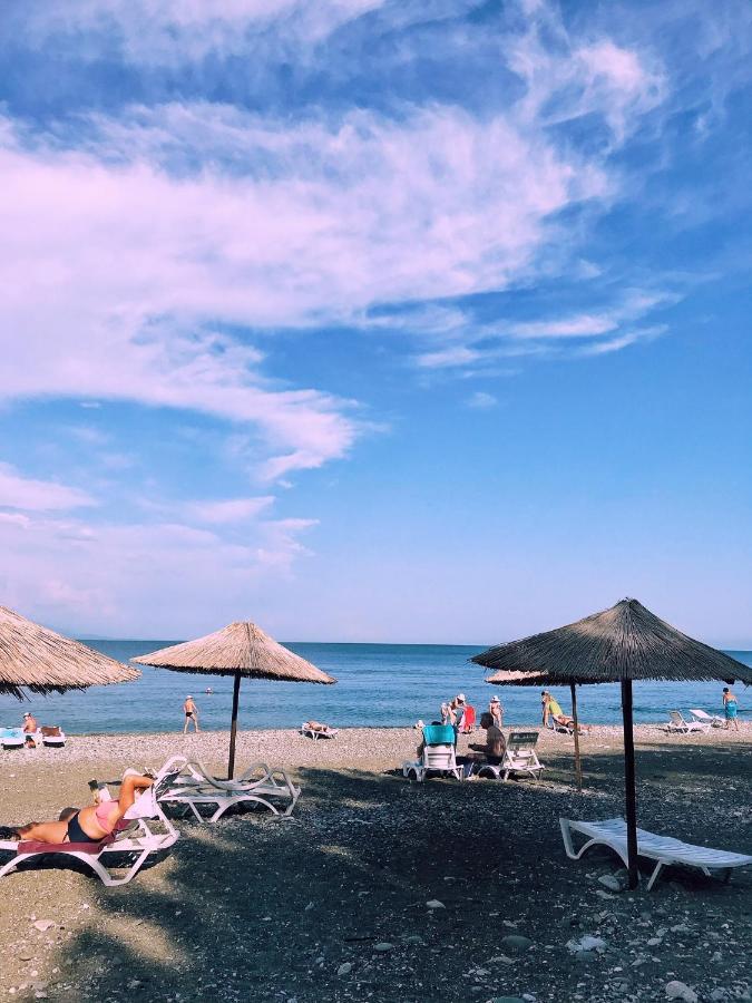 Гостевой Дом Пегас Hotel Pizunda Luaran gambar
